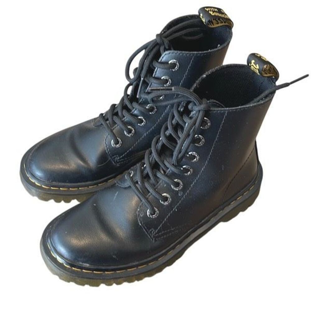 Dr. Martens Luana Smooth Leather‎ Lace Up Combat Boots Women's 6 Black